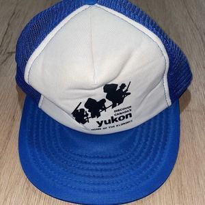 Vintage Discover Canada’s Yukon Trucker‎ Hat Mesh Cap Blue SnapBack